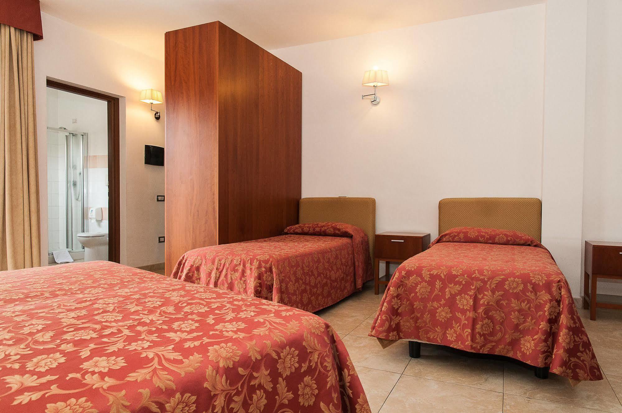 Hotel Demar オルビア エクステリア 写真
